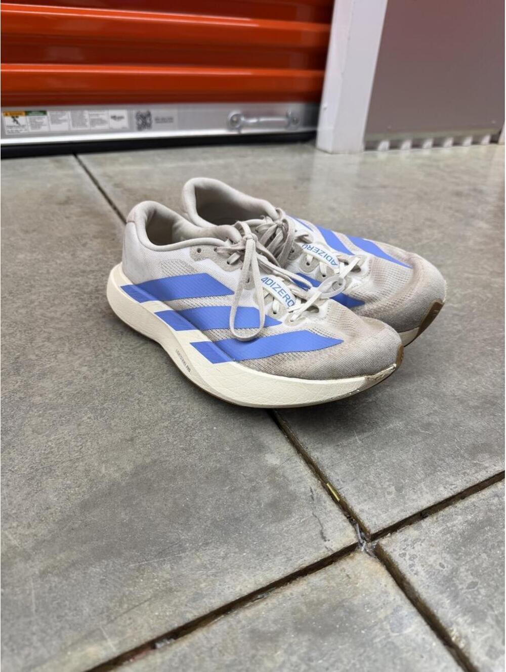 adidas Adizero Evo SL White Blue Fusion running gym shoes size 7.5 WOMENS